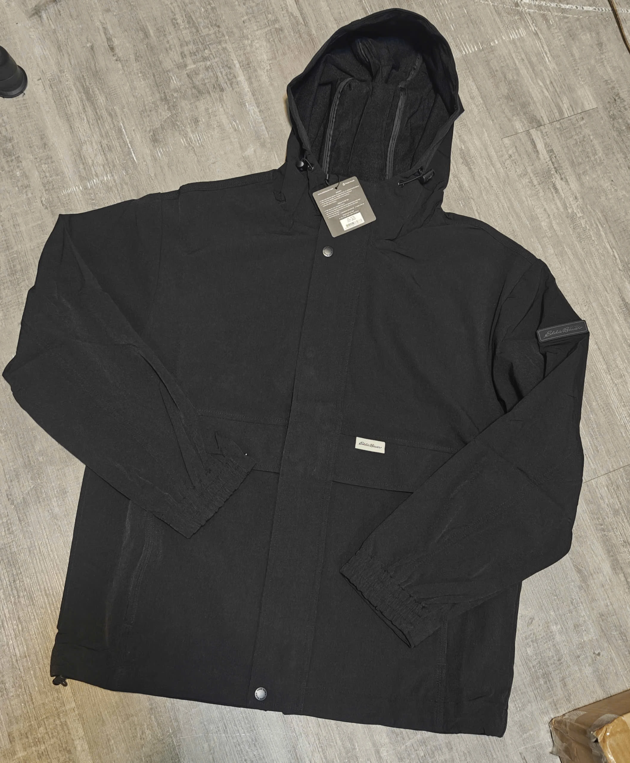 🧥 EDDIE BAUER STORM JACKET – CHINH PHỤC MỌI ĐIỀU KIỆN THỜI TIẾT
