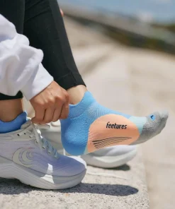 🧦 FEETURES ELITE PERFORMANCE SOCKS – KHỞI NGUỒN CỦA MỌI BƯỚC CHẠY HOÀN HẢO